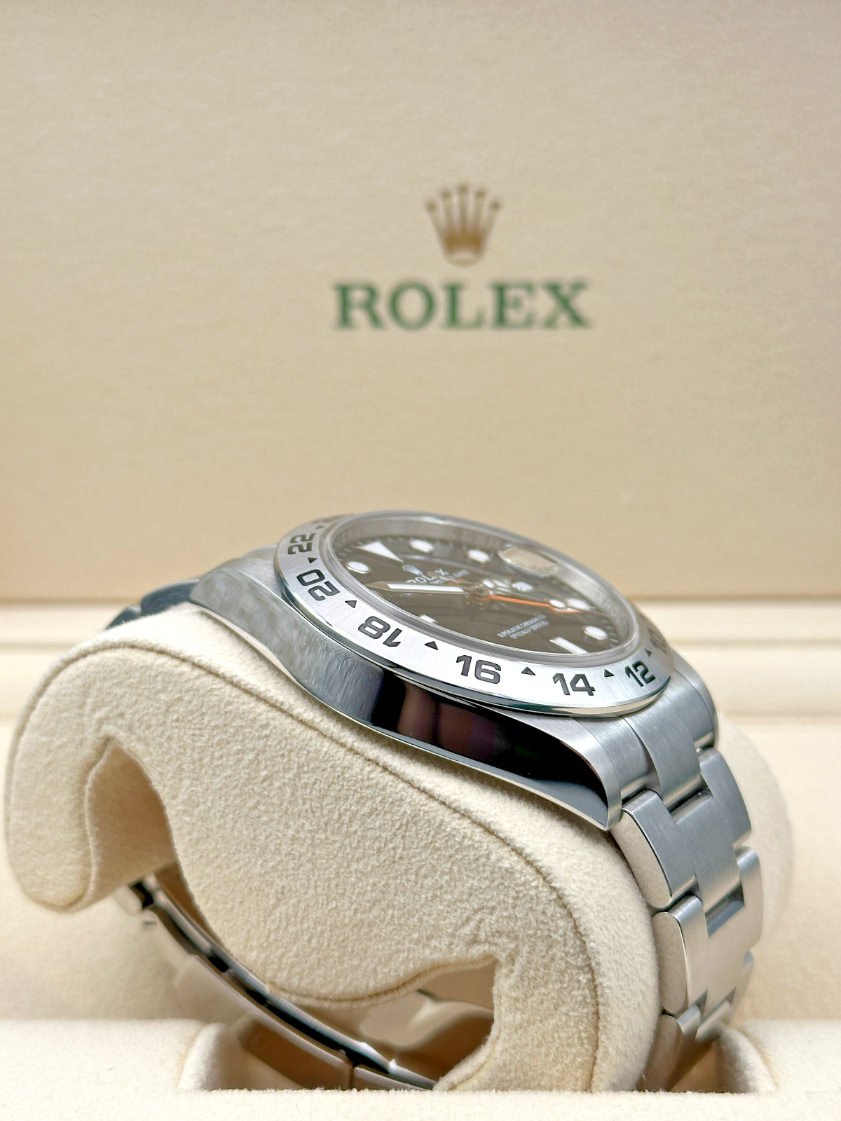 ROLEX EXPLORER II - 226570 - FULLSET - WIE NEU - REVISION 04/26